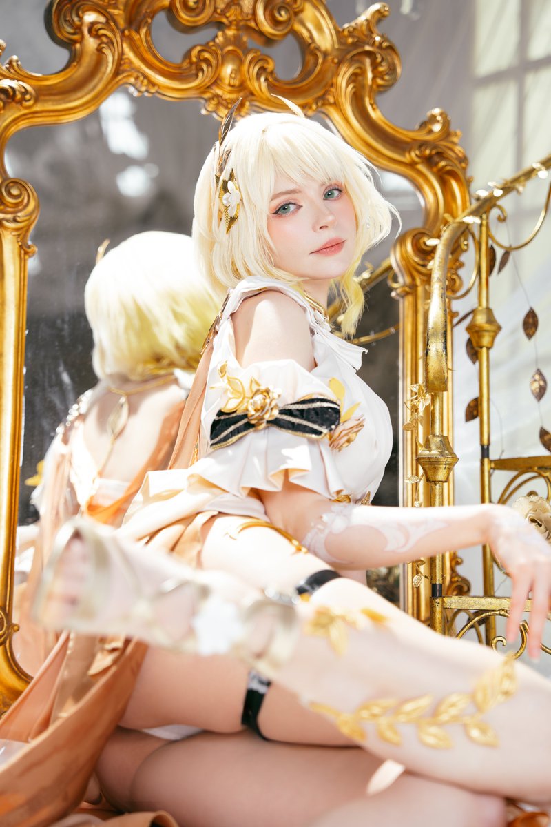 PeachMilky_'s tweet photo. Aglaea - Honkai:Star Rail💛 Cosplay

#cosplay #HonkaiStarRail