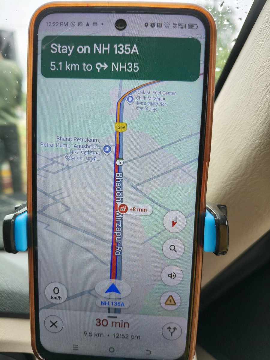 gouravrai938's tweet image. @Uppolice @uptrafficpolice @dgpup @myogiadityanath @CMOfficeUP @mirzapurpolice @bhadohipolice @112UttarPradesh 
उत्तर प्रदेश के विंध्याचल धाम मंदिर जाते वक्त भदोही-मिर्जापुर रोड NH 135A पर बेवजह भयंकर जाम लगा हुआ है पिछले डेढ़ घंटे से मुझ सहित हजारो लोग इस भीषण जाम मे फंसे हुए है