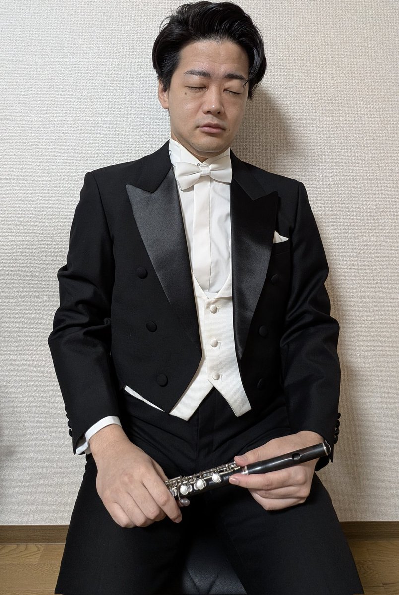 ベートーヴェン第九第3楽章のピッコロ奏者

#地味ハロウィン
#地味ハロウィン2025