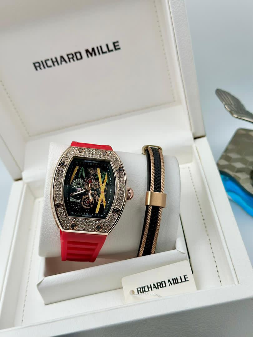 Tifes_watch_Hub's tweet image. Say classy 😍
You deserve nice watch combo 💯
🏷️ 40,000