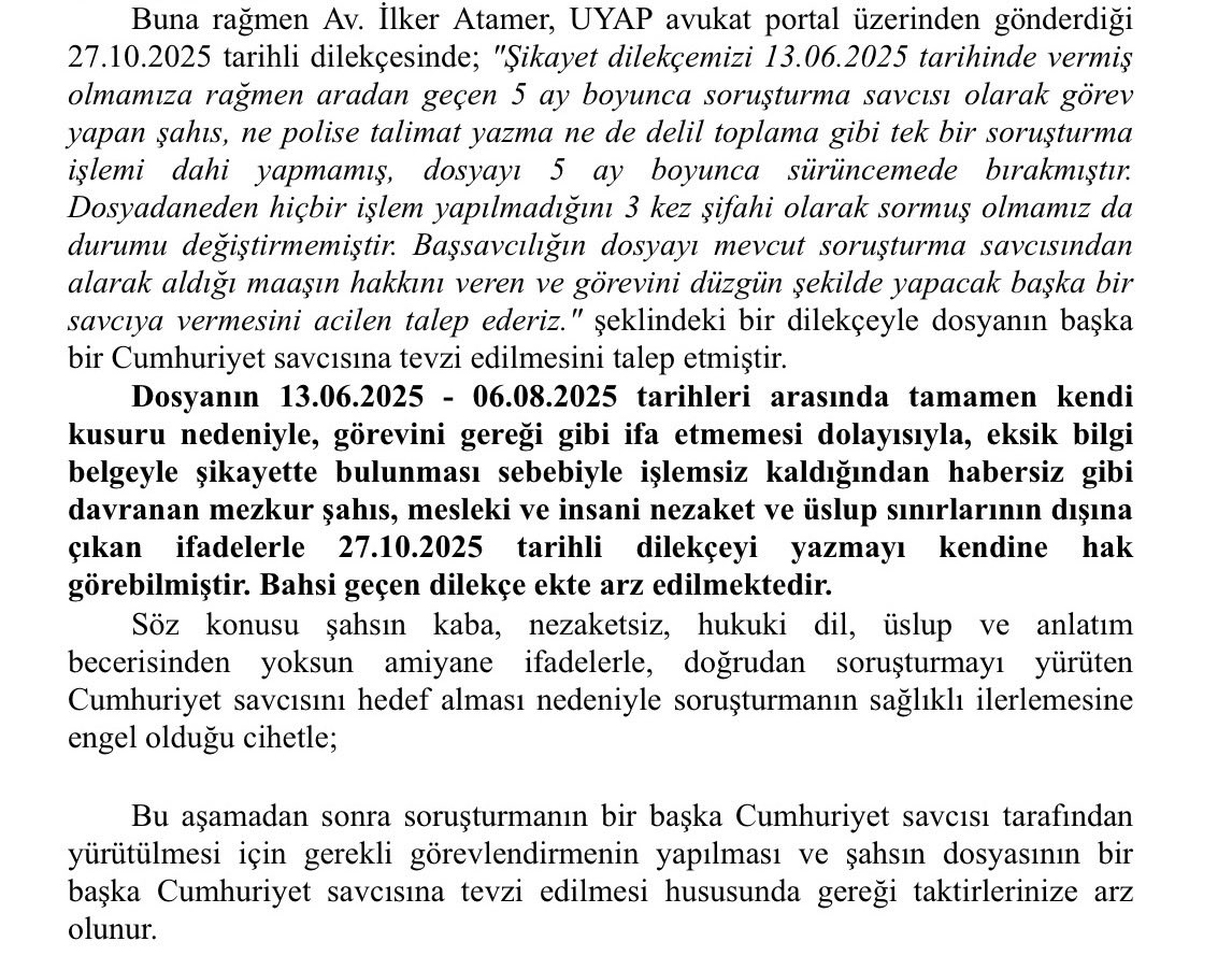 ilkeratamer's tweet photo. Son yıllarda bazı savcılar hiçbir işlem yapmadan soruşturma dosyalarını aylarca sürüncemede bırakmaktadır. Yabancı bir dolandırıcılık mağduru için yaptığımız savcılık başvurusunda aradan geçen 5 aya rağmen hiçbir işlem yapılmadığı için soruşturma savcısının değiştirilmesi için Başsavcılıktan talepte bulunduk. Ancak savcı bu dilekçemiz üzerine kendisi dosyadan çekilme talebinde bulundu. Ayrıca bu dilekçemiz üzerine sonunda bir bankaya delil toplamak için yazı gönderdi. CMK'da yasal dayanak olmasa bile savcının dosyadan çekilmesinin hukuken mümkün olduğunu düşünüyorum ve çekildiği için de teşekkür ediyorum kendisine. Beyanlarım hakkındaki saçma sözlerini ise ciddiye almıyorum.
