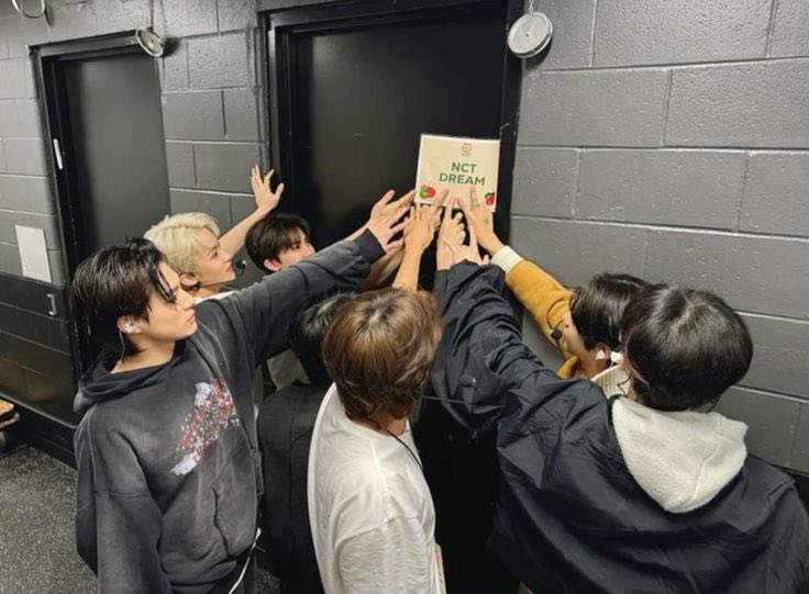 แจก127฿/1 💚

กติกา > rt + mt  หลักฐานการโหวตพร้อมติดแท็ก
#2025MAMAVOTE #NCTDREAM 

สุ่มหลังปิดโหวต มาช่วยกันโหวตให้เด็กดรีมกันเย้อเย้อนะคะ 🤩✨
#โหวตนี้เพื่อน้องดรีม