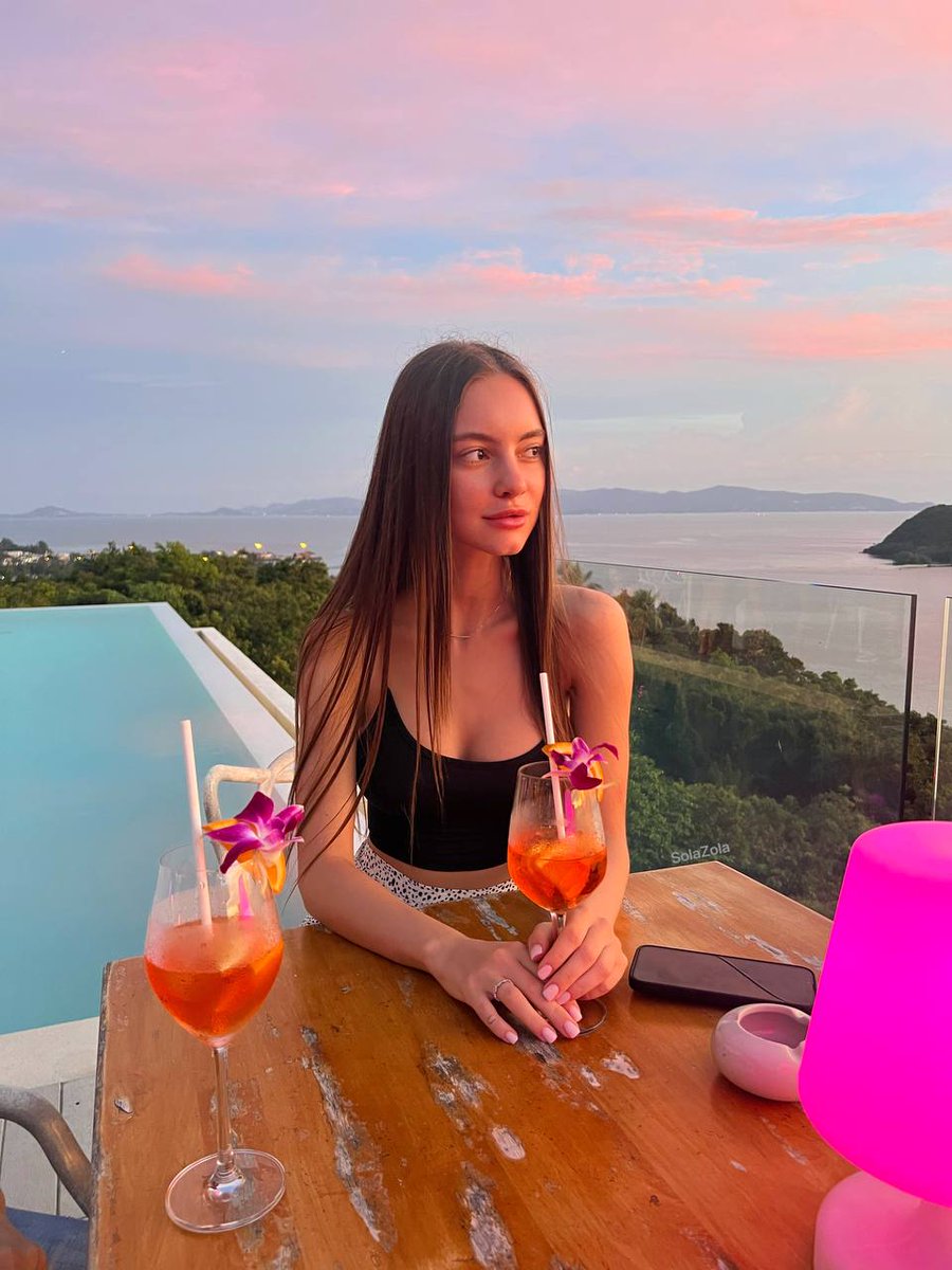 jade_monroe22's tweet photo. #loner🥺 https://t.co/gJpRV30jed