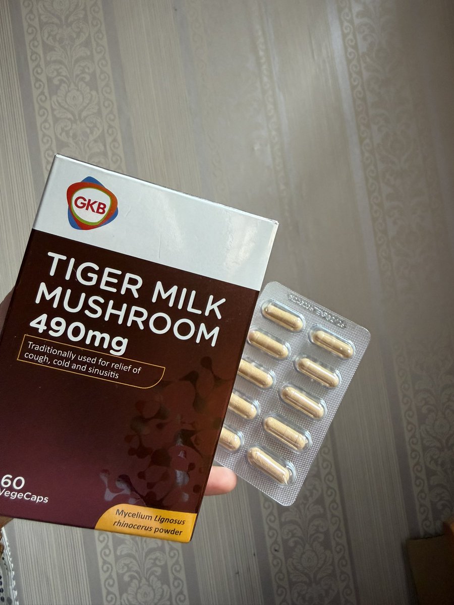 QueenTelekungSK's tweet photo. APPROVED by pharmacists an dietician 💯✅

1. Resung, sinus, batuk dah 3 minggu 
2. Glowing skin, keputihan 
3. Weight loss. Digestion. Burn belly fat 👏🏻
4. Masalah hormon (hormonal acne) https://t.co/EkEup93wxP