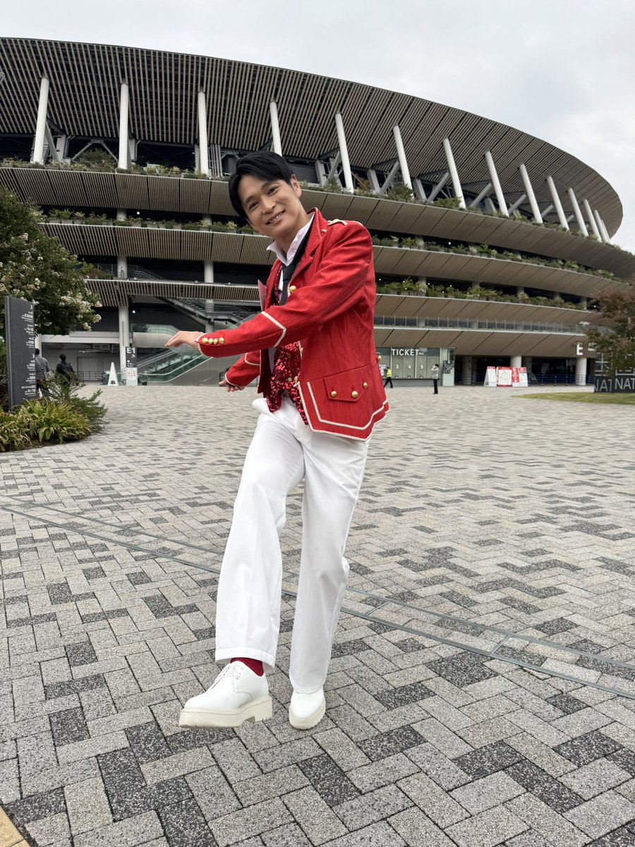 ぽかぽか生歌唱は国立競技場でした‼️
思い出があるんです。。
本日もありがとうございました🙇‍♂️
#show輪
#SHOW_WA 
#ぽかぽか
#東京ジャンクション