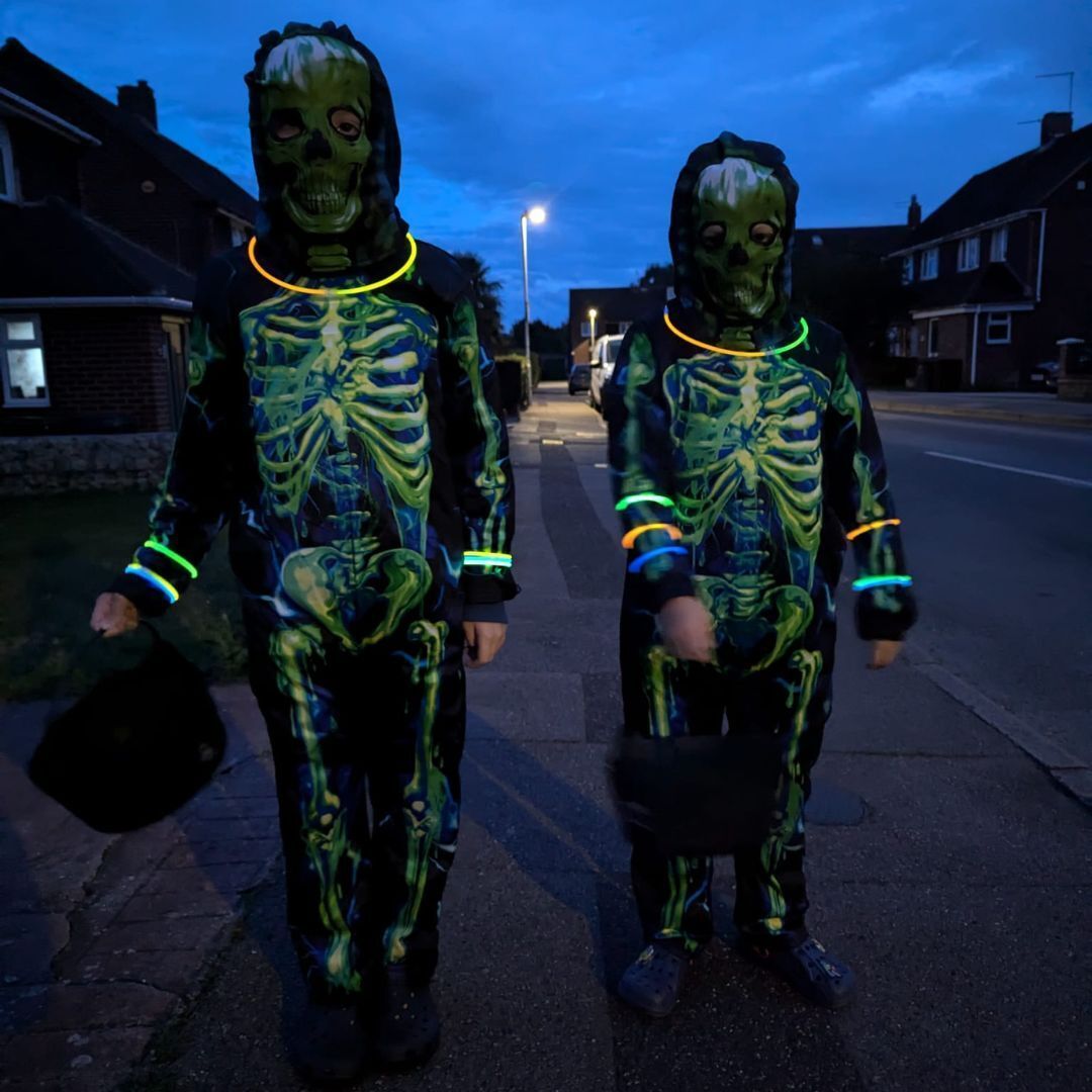 Happy Halloween 🎃  If you're out trick or treating, have a great time and make sure your spooky costume can be seen by other road users 👻 

#HappyHalloween #BeBrightBeSeen #TrickOrTreat #KentRoadSafety #KentCountyCouncil