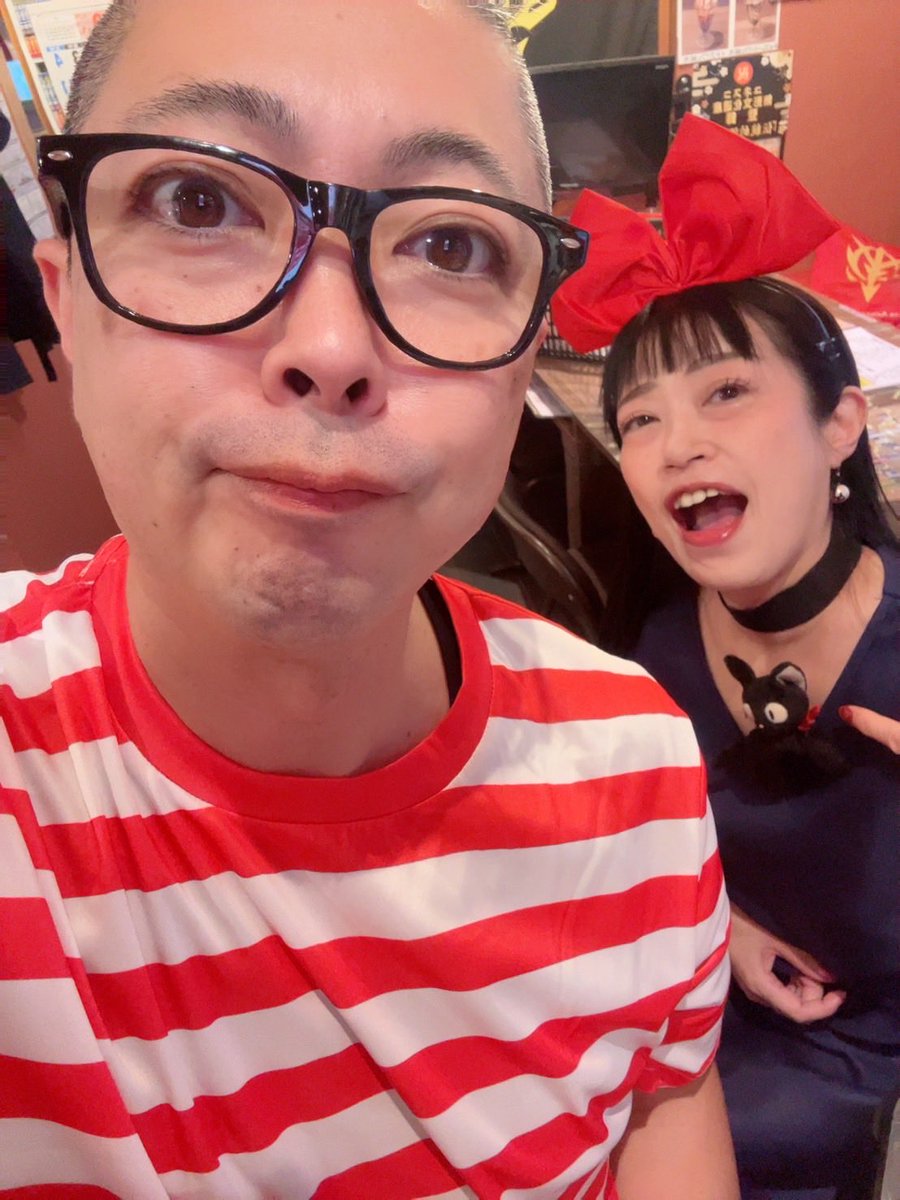 昨日は大き目チワワのゆずくんご一家のご来店でした🥰
本日はハッピーハロウィンという事でキキとトンボが皆様をお迎え致します😁

17時から張り切って開店🤗

#居酒屋 #ペット同伴 #おでん #骨付鳥 #ガンダム #ガンプラ #わんちゃんOK #犬同伴 #わんちゃん #わんわんオフ会 #歓迎会 #送迎会 #宴会