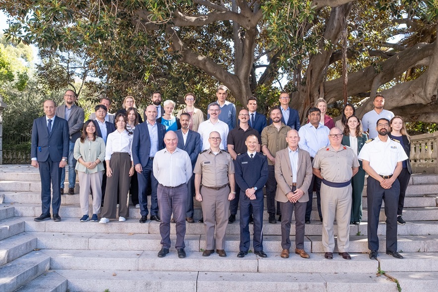 jmsdf_msc's tweet image. From 6th to 10th October, LCDR Mochizuki of the #JMSDF #MCSC participated in the IIHL Naval Operation and the Law Course, in Sanremo, #Italy Through Lectures by famous instructors and discussions, we deepened his knowledge of maritime law in armed conflict.