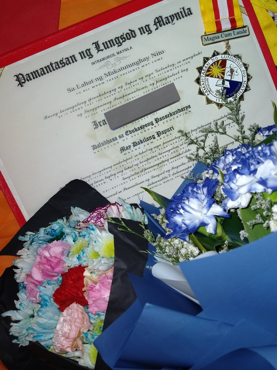 joshujjae's tweet photo. i hope seungcheol is proud 😌🎓❤️‍🩹 https://t.co/Mhfl2l3chg