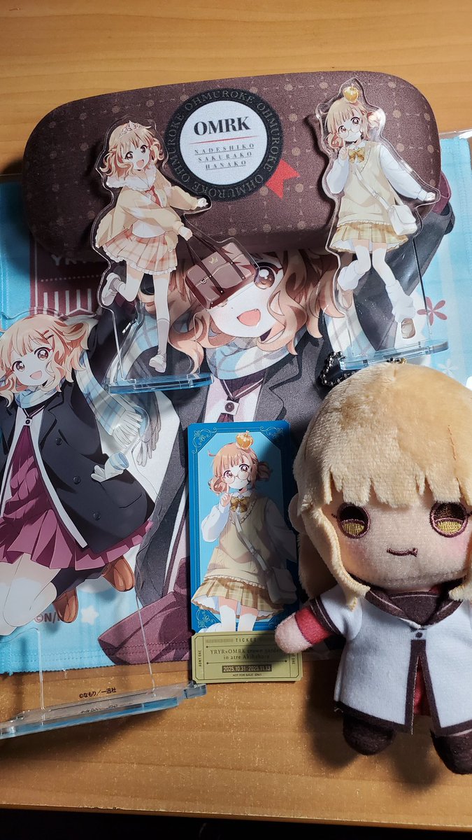 yururato's tweet photo. 今日の戦利品！
櫻子だらけで可愛すぎる！
相変わらずなもり先生の絵は五臓六腑に沁み渡る素晴らしい可愛さを持ってる！
初日に行って、人がいっぱいいてまだまだゆるゆりは人気があって良かった！！
#ゆるゆり　#大室家 https://t.co/skFdKu70jM