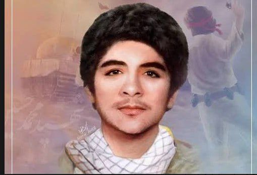 فهمیده با قلبش تصمیم گرفت، نه با احساسش؛ و این، رمز ماندگاری او شد.
#مدرسه_بسیج 
#الگوی_نسل_جوان