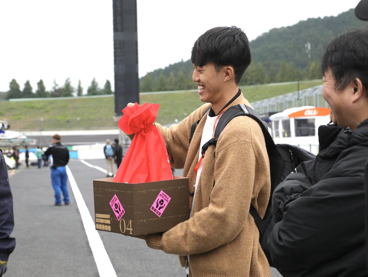 SUPER GT SQUARE tweet media