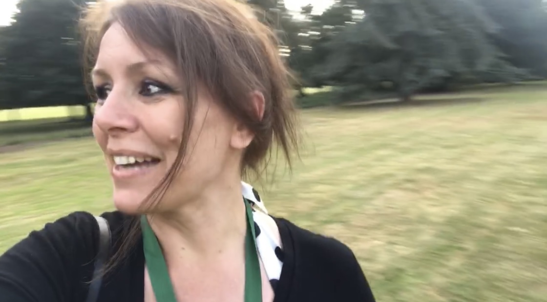 Lotte Mikkelsen #youreverydaylaughterqueen tweet media