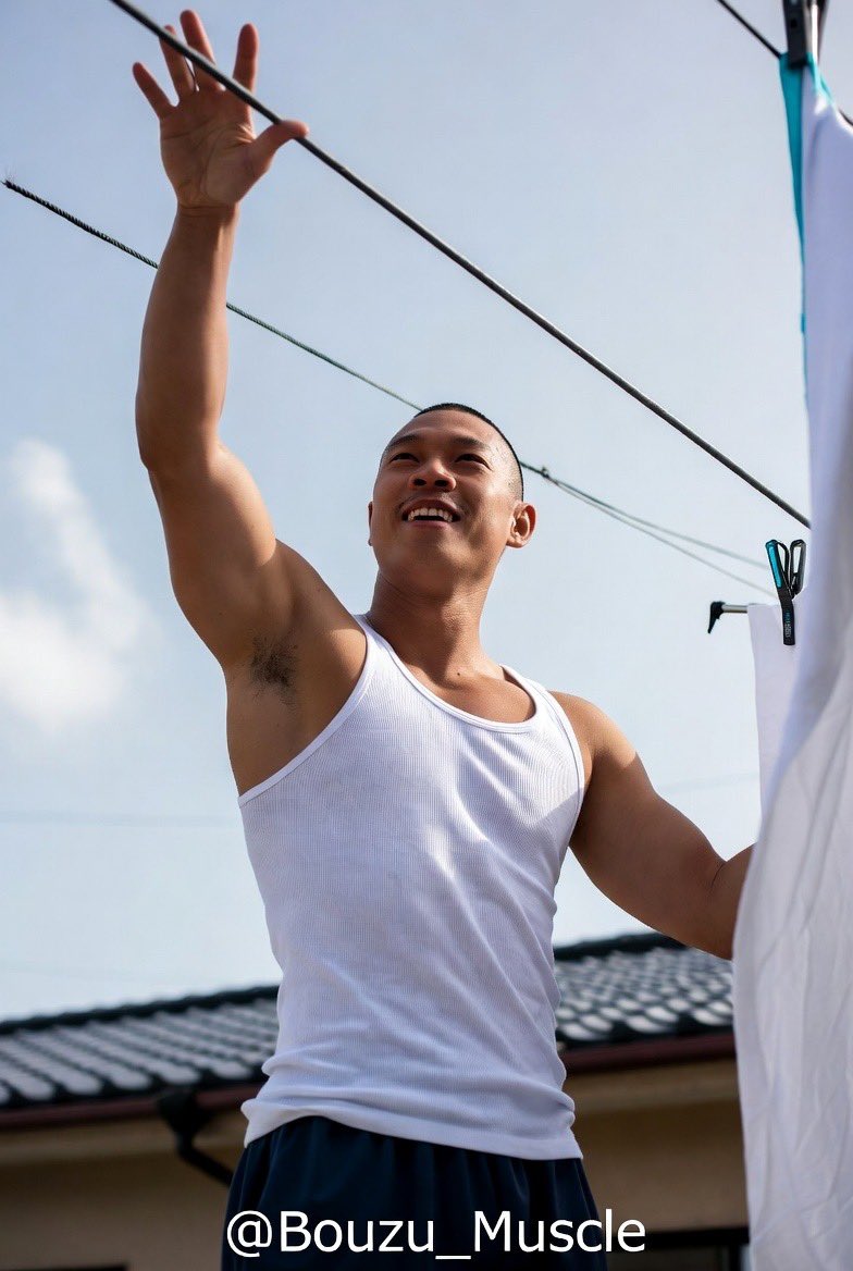 ドングリ坊主 3月20日です。 25歳になりました。 記念すべき25歳は、バリカン