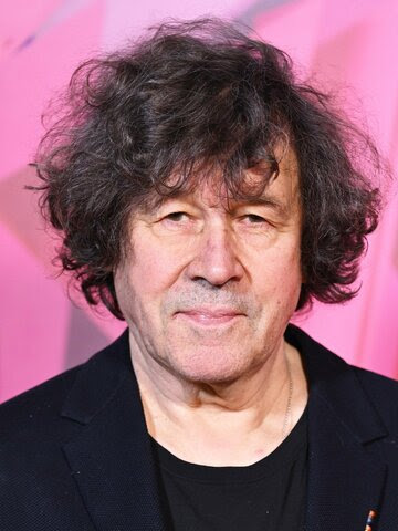 daveainsworth63's tweet image. Happy birthday to the marvellous Irish actor Stephen Rea who was born on this day in 1946. #StephenRea #TheCryingGame #TheHonourableWoman #LifeIsSweet #MichaelCollins #StillCrazy #Control #Copenhagen #Minder #Endgame #VForVendetta #Proud #Greta #InterviewWithTheVampire