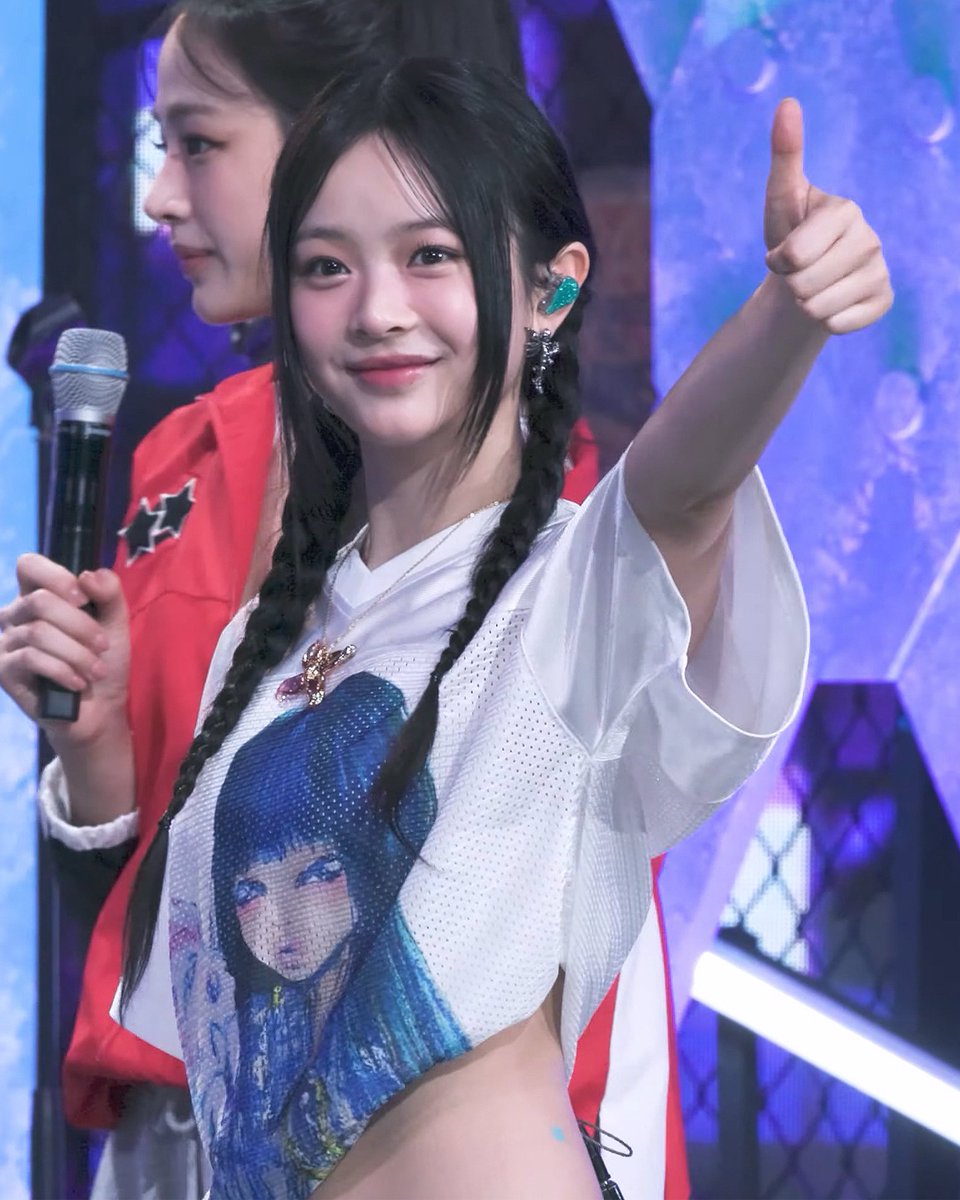 거품속에숨었네 tweet media