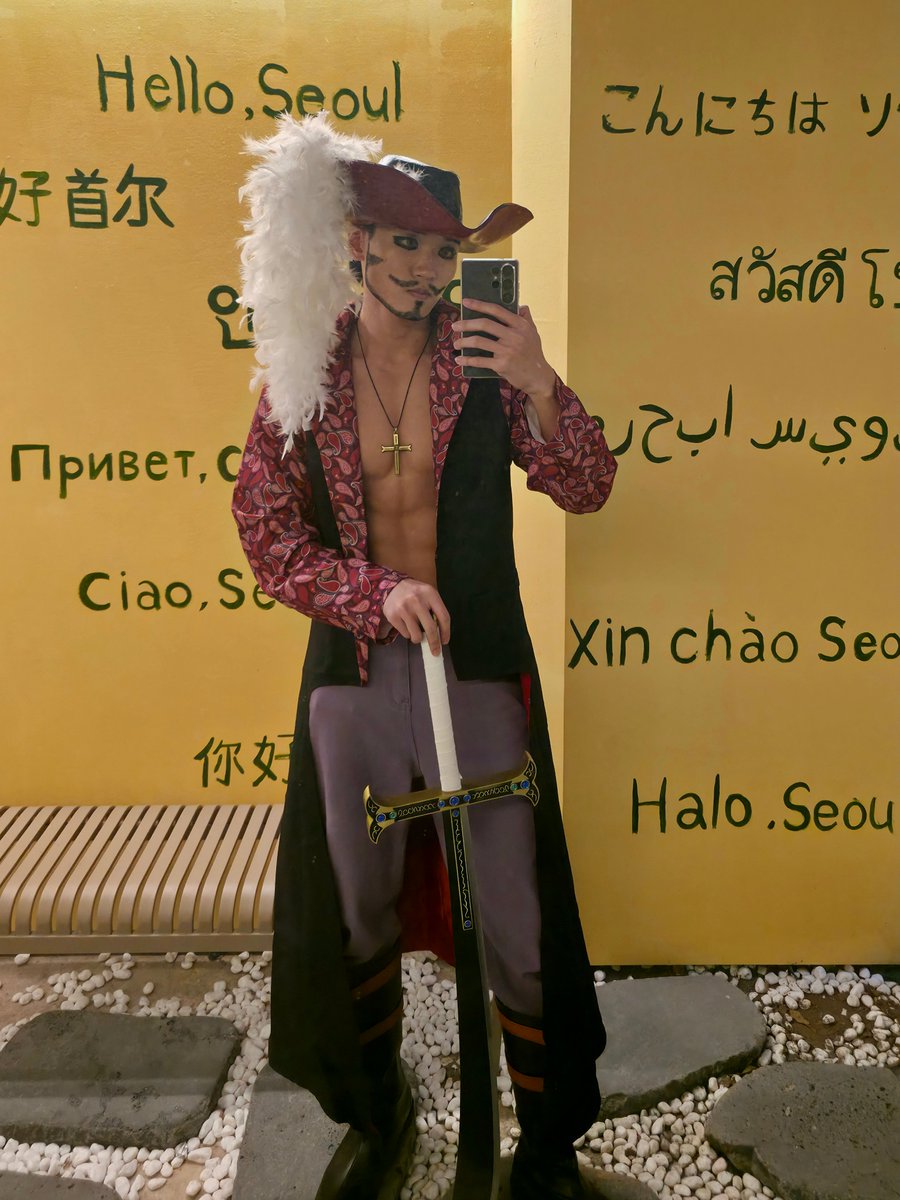 happpy_hs's tweet image. 홍대 도착!!!