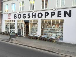 LULU6kat's tweet photo. @ColonelFalcon in My City i only got #CharityShops
That sometimes have Games :)
5 inCenter+2outside
But if i Travel to Århus :)
There sort of is 3 now
#PopCultGang Mostly Toys But
Sum #Games to :D
#EpicPanda Mostly Carts But
Sum Games to :D
#Bogshoppen Mostly Movies & Books But
Sum Games to :D https://t.co/NVzEbhOMxK