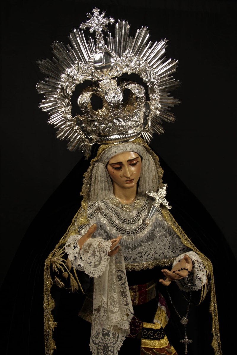 Hermandad de la Sagrada Lanzada tweet media