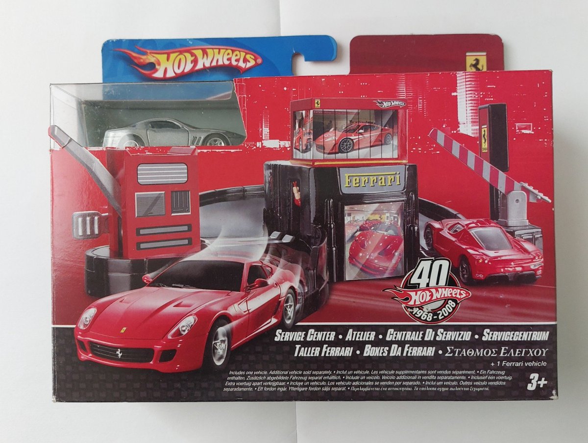 AbHfeez's tweet photo. Ferrari.  #hotwheels https://t.co/Ok9laArWA2