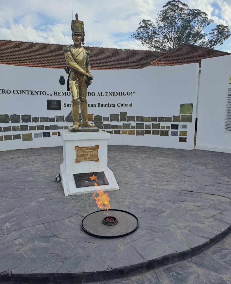 ROLANDO23092736's tweet image. #ROLANDO SILVA #ESSC