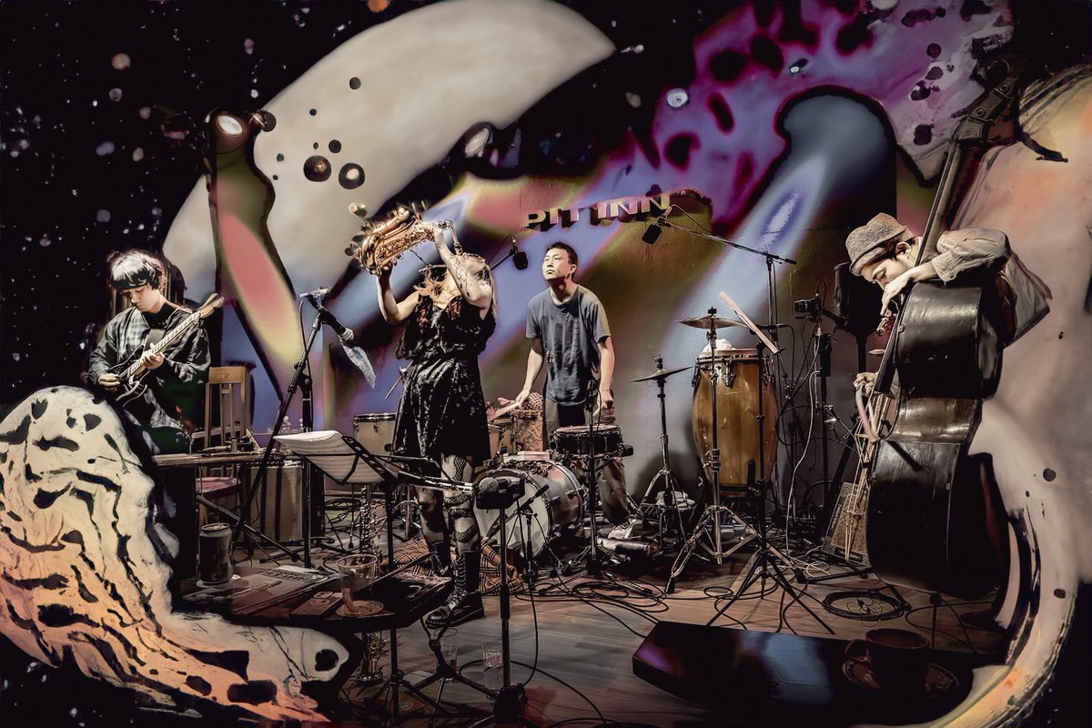 2025.12.19(金)

如意ン棒

纐纈之雅代sax.vo.guitar
潮田雄一guitar 
落合康介bass 
宮坂遼太郎drums.percussion

🔳新宿PIT INN
◎11/1(土)AM11よりご予約受付開始pit-inn.com/artist_live_in…
OPEN 19:00/START19:30
MC¥3.000+tax(1drink付き)