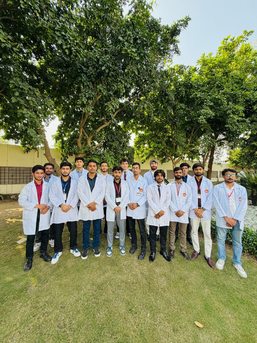 shabana33242017's tweet image. ایک تعلیم یافتہ اور ٹیکنالوجی سے جُڑا ہوا نوجوان ہی ملک کی ترقی میں حقیقی کردار ادا کر سکتا ہے۔
👏 اس اسکیم سے ہزاروں طلبہ اپنے خوابوں کو حقیقت میں بدلنے کے قابل ہوں گے۔

#PMYouthProgramme