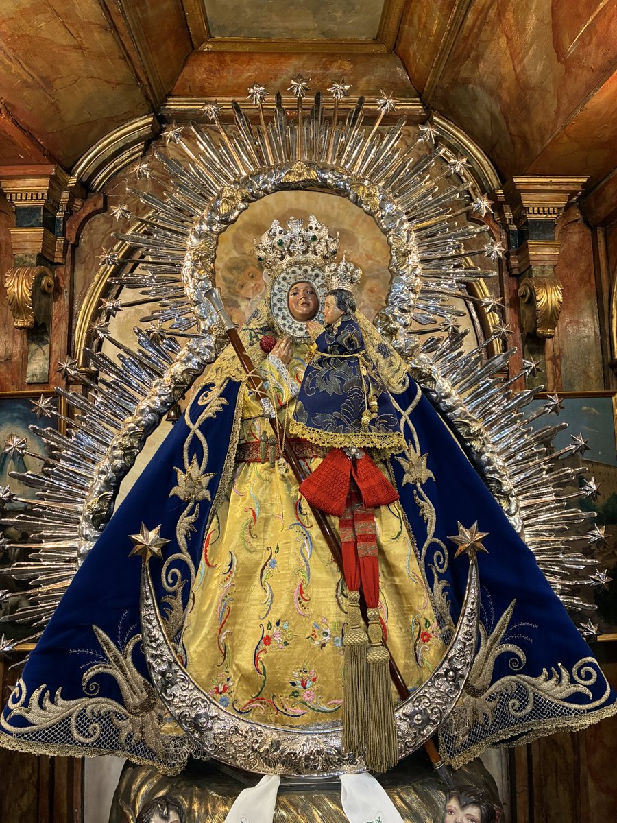 ⚫️#OBITUARIO | Desde la Junta de Gobierno, enviamos nuestro más sincero pésame a los queridos hermanos del Sagrado Corazón de Nervión (<a href="/CofradiaSCDJ/">Sagrado Corazón de Jesús</a>), ante el fallecimiento de su Hermana Mayor, la Sra. Adelaida Gallo Comesaña.

Brille para ella la luz perpetua.

Descanse en Paz.