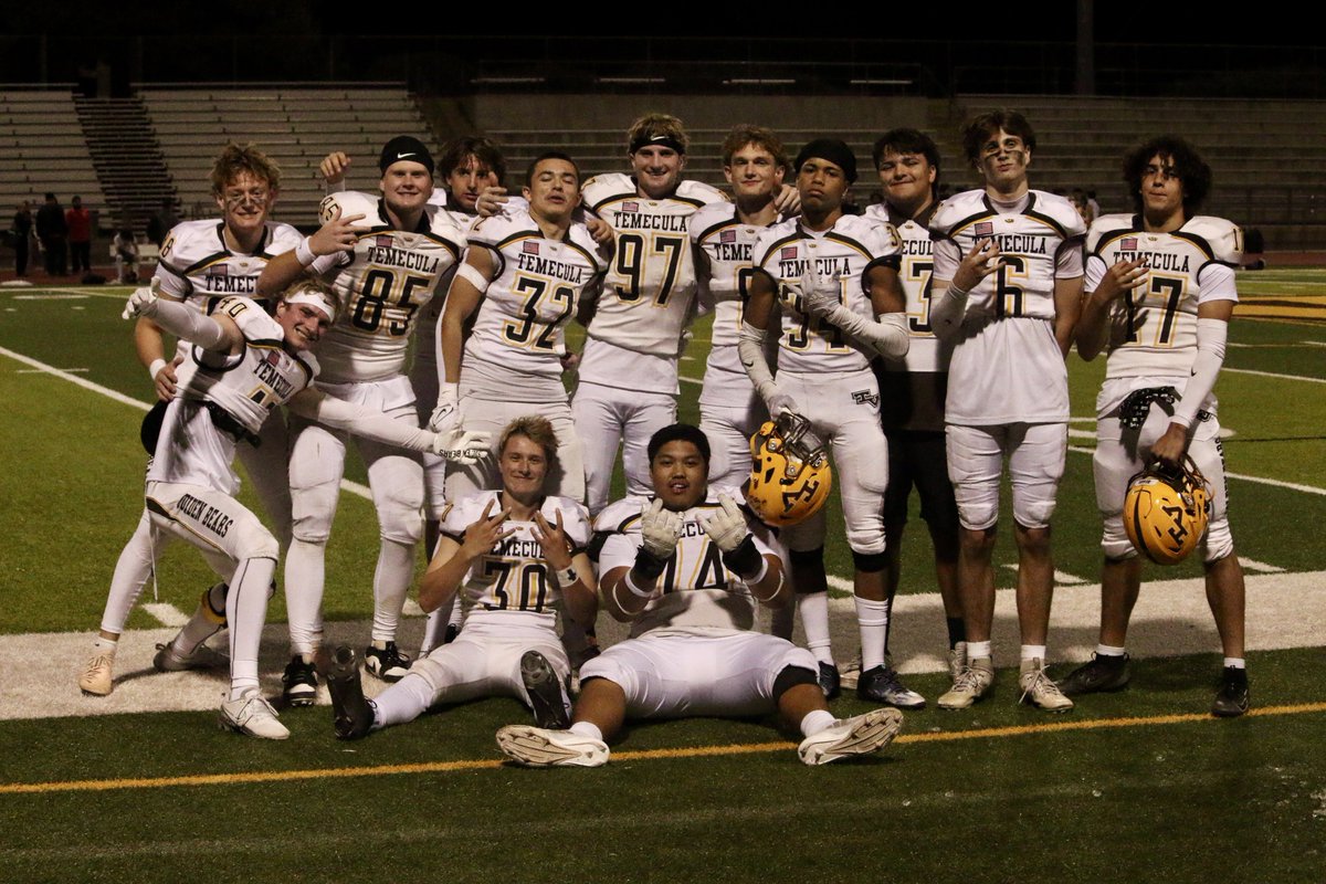noahmurillo2027's tweet image. “Play for the King. Hit like a warrior.”  

Big win against Corona … 

“ not on my watch “  
Good game team…#cif 
@StirFrySports @SunilSportsNews @SidelinePreps @raj_manjrekar @NP_Recruiting @TopPreps @NPShowcases @youareathlete @Inland_Sports @STeamsnowelite @mosesk225