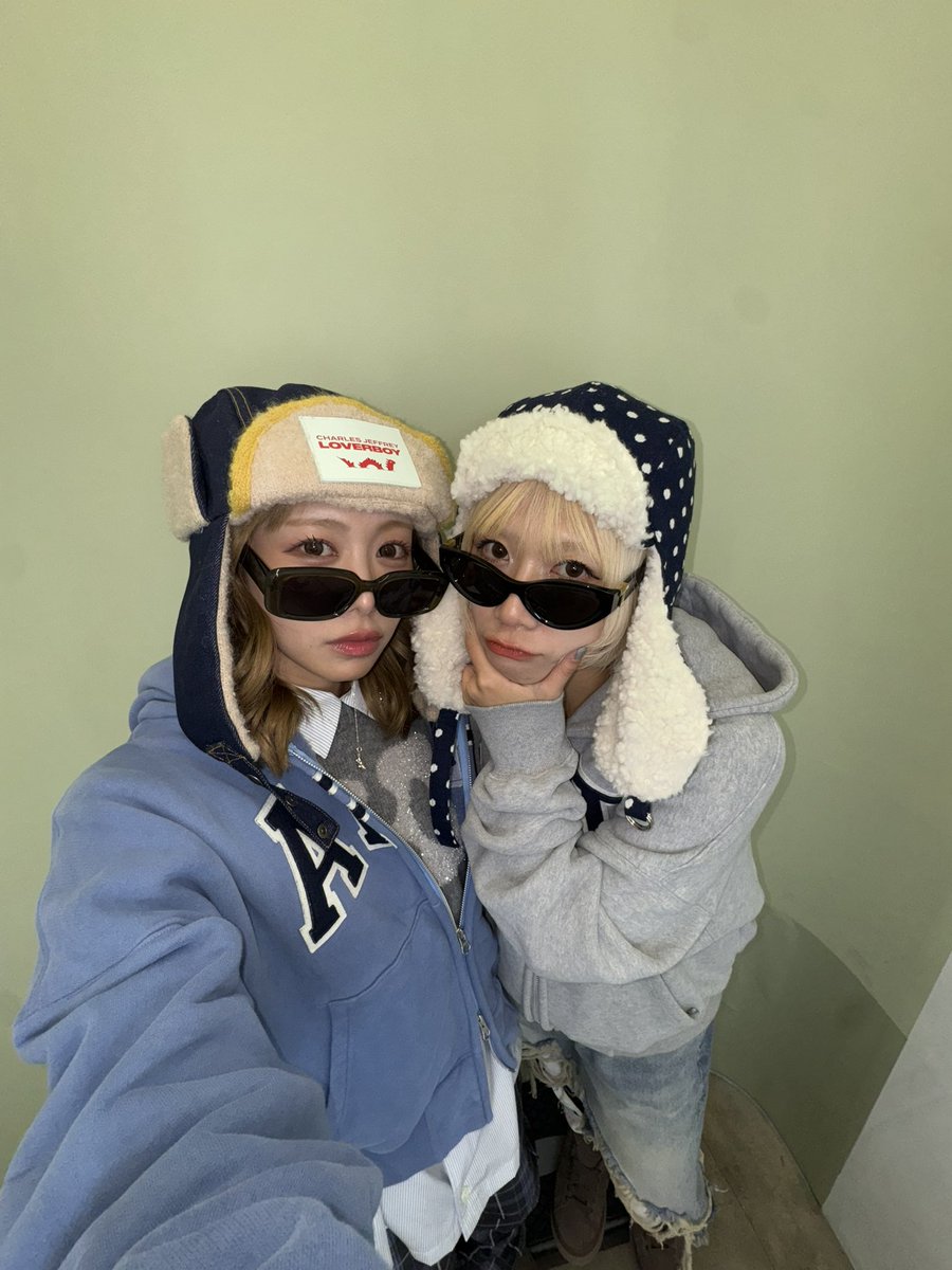 仲川瑠夏 フード パーカー 仲川瑠夏 パーカー FRUITSZIPPER ふるっぱー