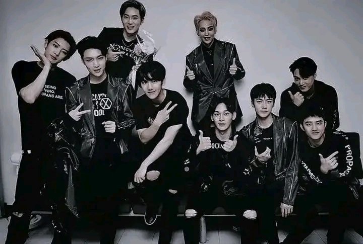 EXO VOTING ARENA tweet media