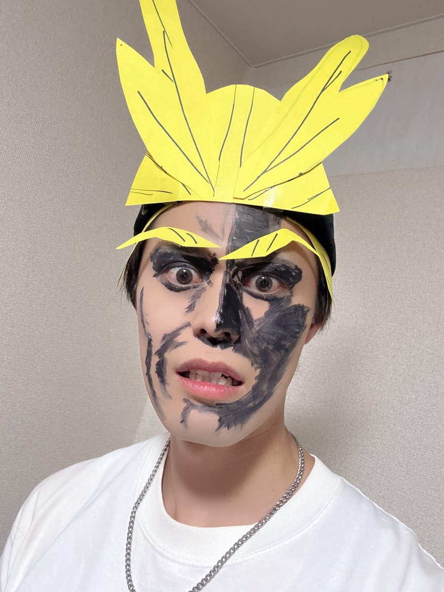 IchiYuma1015's tweet image. 本日はTikTok配信ハロウィン特別ver.でお送りしました!!✨
来てくれた方ありがとう!☀️
僕はオールマイトになってみたよ!!☺️
大丈夫!私が来た!👍
#ムコムコ
#ヒロアカ
#この顔めっちゃ疲れる