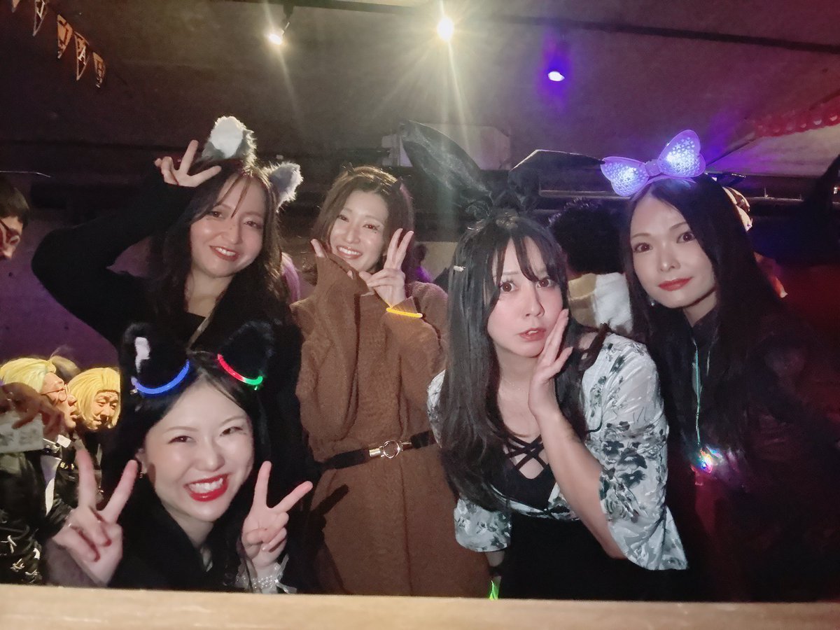 hunter_miyu's tweet photo. はろうぃーーーん- ̗̀ 🎃  ̖́- https://t.co/R2W6FXvAMc