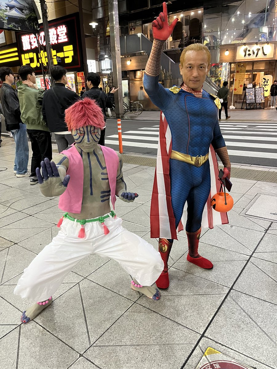 GamingDmb's tweet photo. Halloween in Matsuyama Japan 🇯🇵 #Halloween2025 #Halloween #Japan https://t.co/Aec0ymsVz6
