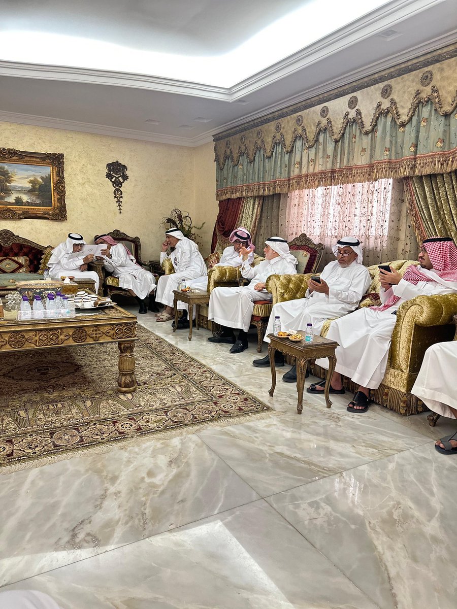 أخبار أسرة الماضي tweet media