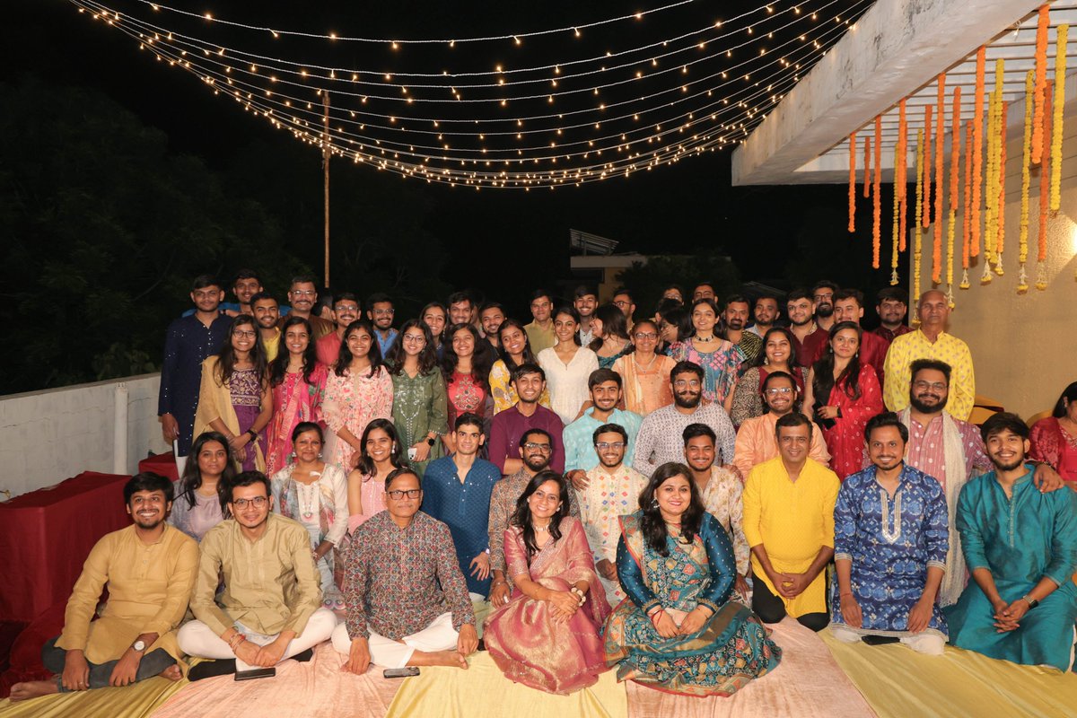 glidemtech's tweet image. 𝗚𝗹𝗶𝗱𝗲 𝗥𝗼𝗼𝗳𝘁𝗼𝗽 𝗗𝗶𝘄𝗮𝗹𝗶 𝗣𝗮𝗿𝘁𝘆 ✨ 🎆 

What a mehfil to remember! All we’ll cherish - 𝘁𝗵𝗲 𝗚𝗼𝗼𝗱 𝗩𝗶𝗯𝗲𝘀, 𝗣𝗮𝗻𝗶 𝗣𝘂𝗿𝗶 &amp;amp; 𝗚𝘂𝗹𝗮𝗯 𝗝𝗮𝗺𝘂𝗻 😋

Learn more about #currentopenings &amp;amp; #workculture glidemtech.com/careers/

#Diwali2025 #Ahmedabad