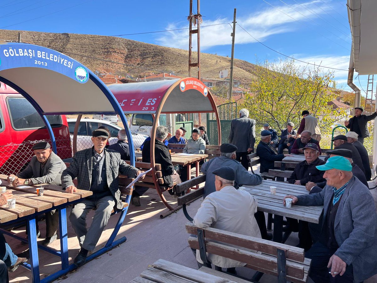 “Cuma Buluşmaları” kapsamında,  Tohumlar köyündeki çiftçilerimize ⤵️ 
✍🏻 Çiftçi Kayıt Sistemi (ÇKS) Başvuruları,
📊 Genel Tarım Sayımı,
🌾 Tarım Sigortaları,
🗒️ Tarımsal Üretim Planlaması konularında bilgilendirme yapıldı.
<a href="/ankaratarim/">Ankara İl Tarım ve Orman Müdürlüğü</a> 
<a href="/TCTarim/">T.C. Tarım ve Orman Bakanlığı</a>