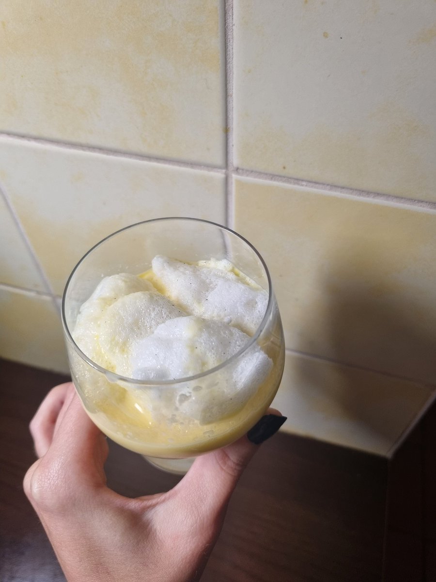 itz_ayda's tweet image. Ever since 🐶 mentioned île flottante I couldn't get it out of my mind. Nostalgia hits hard