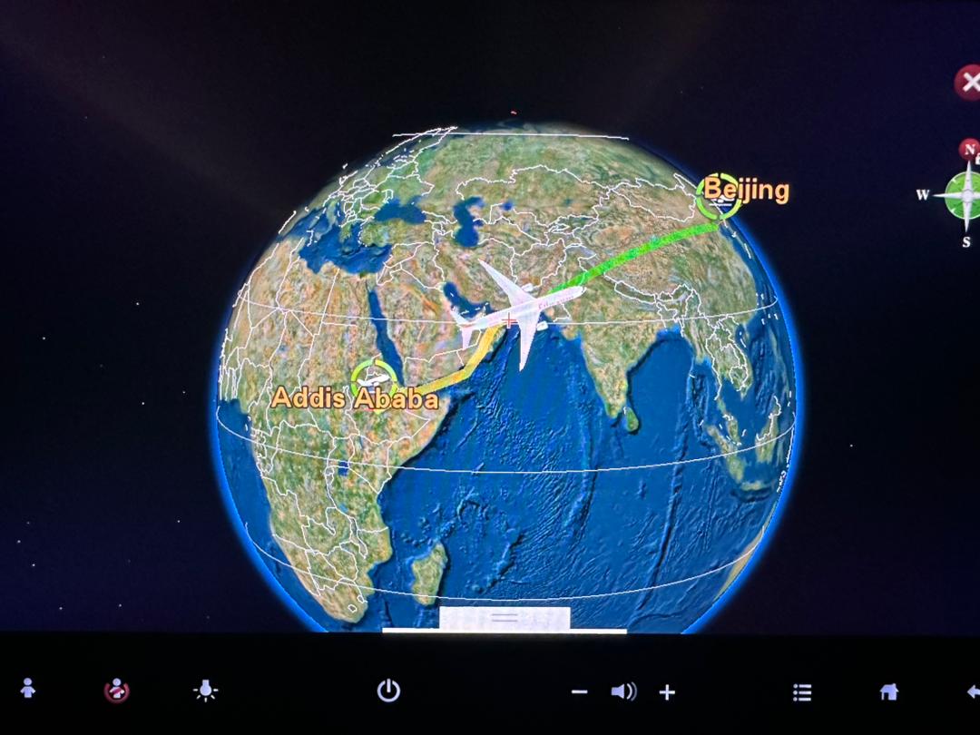 SumicUg's tweet photo. 1/4
Live from Beijing, China π¨π³
Sumic IT Solutions Ltd is proud to share that our Founder & CEO, Mr. Cirus Sumika, has arrived in Beijing, China to participate in the Seminar on Capacity Building of WTO E-Commerce Negotiations (IV).
#VisitSumic #SumicIsOpen #SumicPost #CIIE2025 https://t.co/0S3GKLvQoR