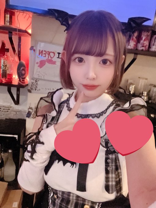 SECRET BASE -可愛いメイドと酒の店-のツイート