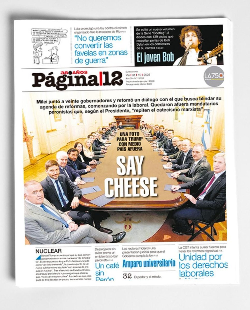 <a href="/pagina12/">Página|12</a> hoy sale de 32 páginas por medidas gremiales. El Grupo Octubre y la dirección periodística en lugar de pagar la paritaria deciden achicar la cantidad de páginas de diario.
¡PAGUEN LA PARITARIA!