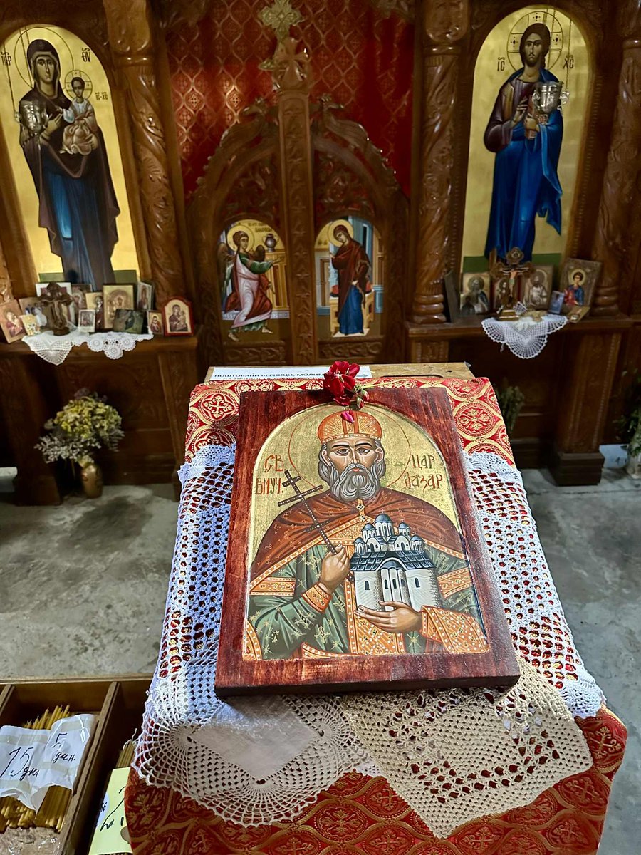 AnjaWeberXIII's tweet photo. Zvonik kraj Lazarice, detalji , unutrašnjost brvnare i tako mitovi traju.
#Prolom,Kuršumljija, Timok https://t.co/PFVkQQsZeM