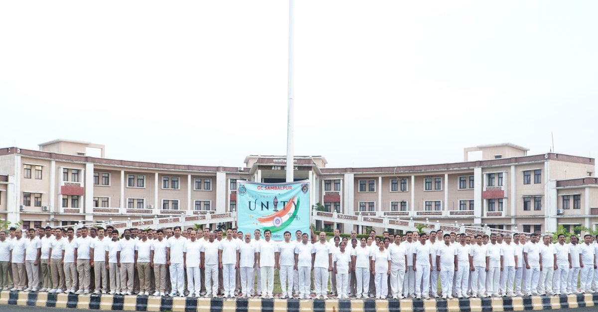 On the occasion of *National Unity Day* , Run for Unity and Pledge was organised, in which all the officers and jawans  participated enthusiastically.
<a href="/crpfindia/">🇮🇳CRPF🇮🇳</a> 
<a href="/OdishaSector/">OdishaSector@CRPF</a> 
<a href="/rcwasbp/">rcwasbp</a>