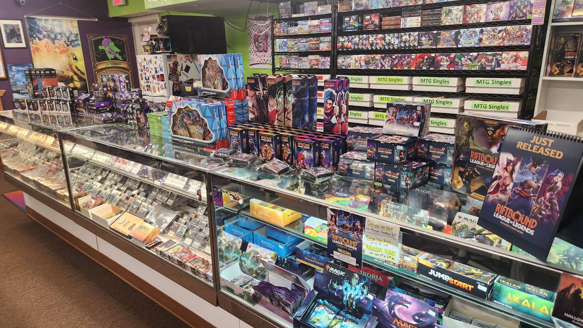 JAFComics's tweet photo. New release Friday!!!
#riftbound #pokemon #starwarsunlimited #secretsofpower #union arena #kaijuno8 #yuyuhakusho https://t.co/90KHFLVjPy