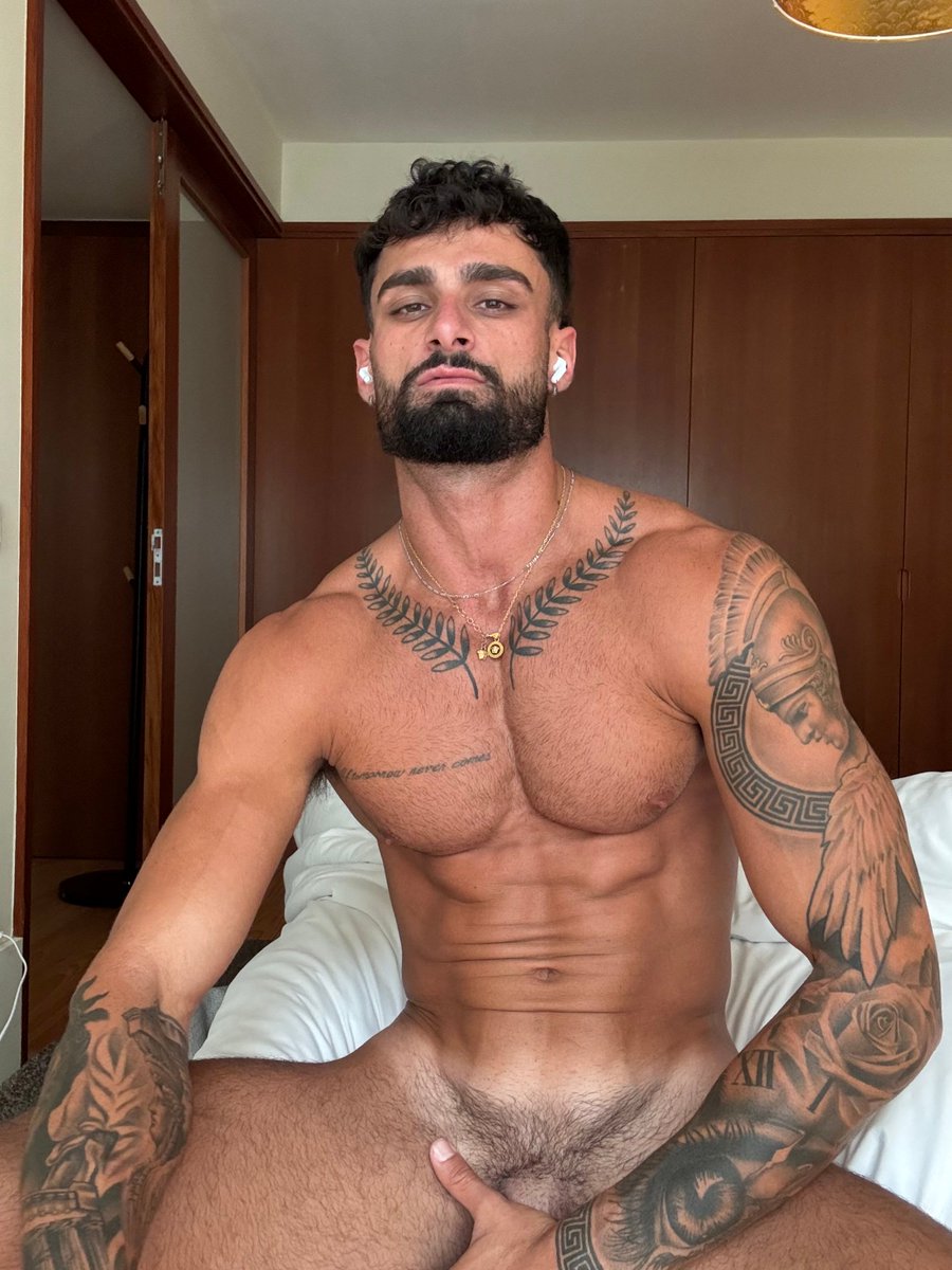 Yanni Nicolau tweet media