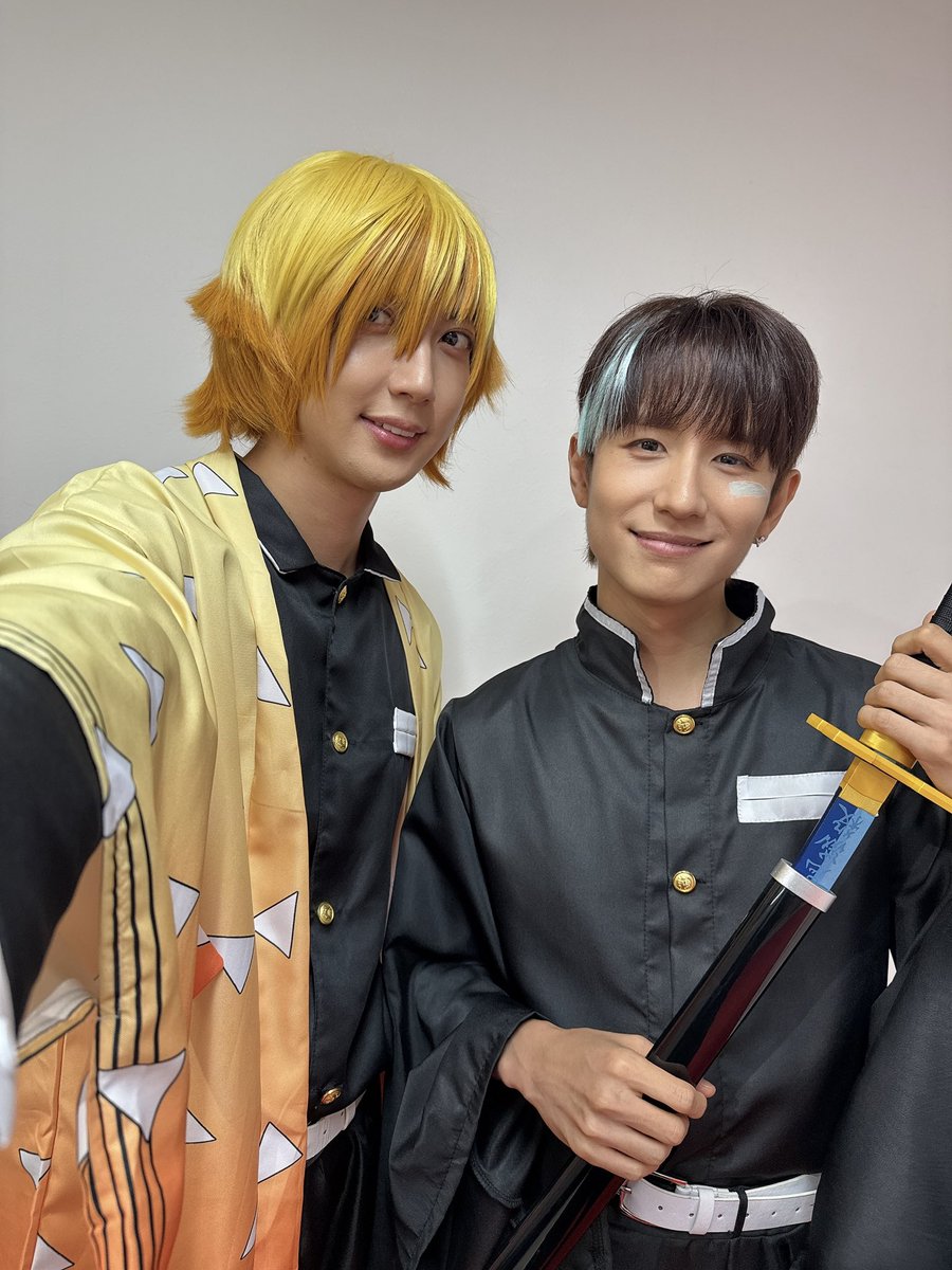 [📸]
#BOYFRIEND SPECIAL LIVE EVENT
AUTUMN VACATION

️初日公演お楽しみいただけましたか？🎃
週末も素敵な時間を過ごしましょう！

️📝明日のユニットセルカ撮影会
1部▶JEONGMIN＆KWANGMIN
YOUNGMIN＆MINWOO
2部▶JEONGMIN＆MINWOO
YOUNGMIN＆KWANGMIN

🔗 ti-ma.jp/shop/event.php…

#보이프렌드