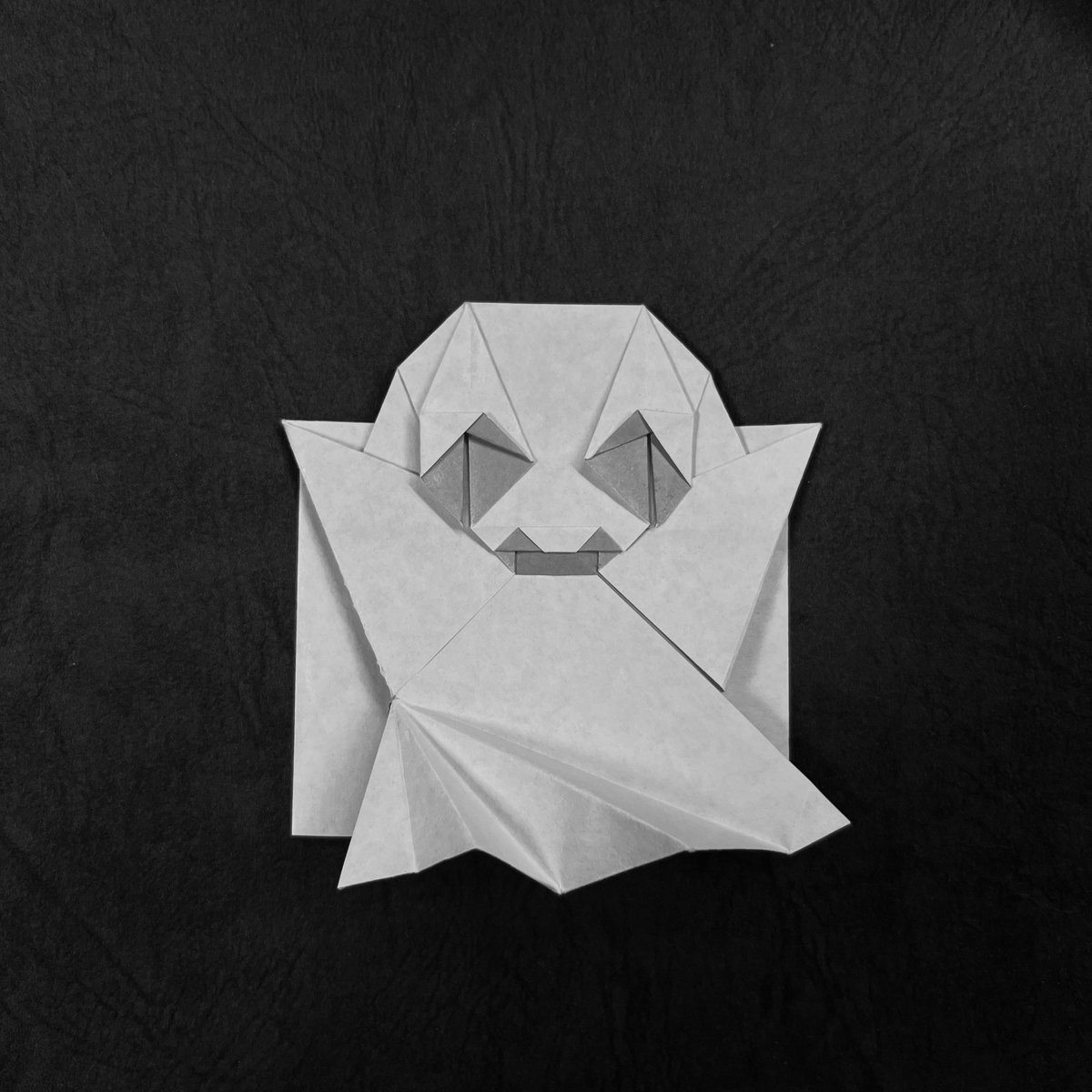 srfchen's tweet image. 👻 designed by @keimorisue