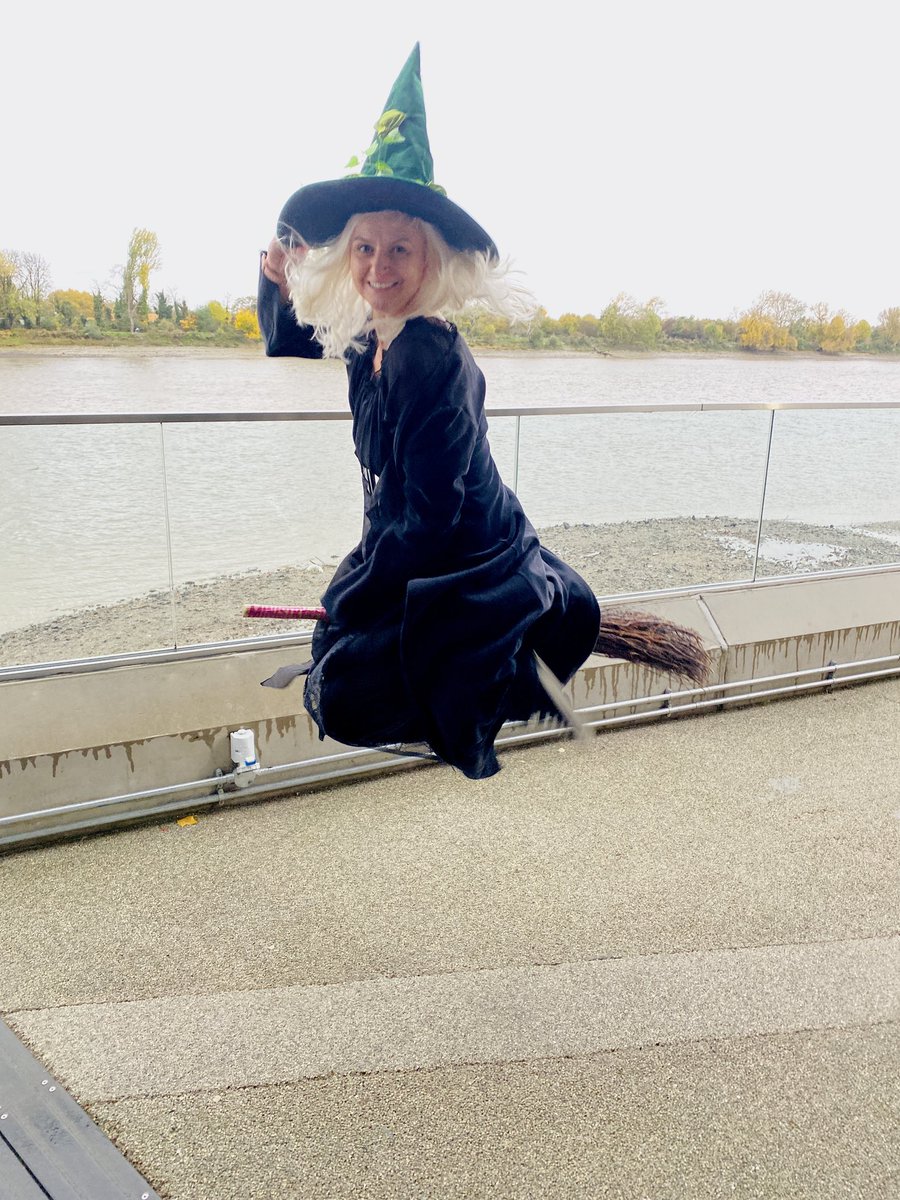 AMOS - Anna-Marie Sullivan tweet media