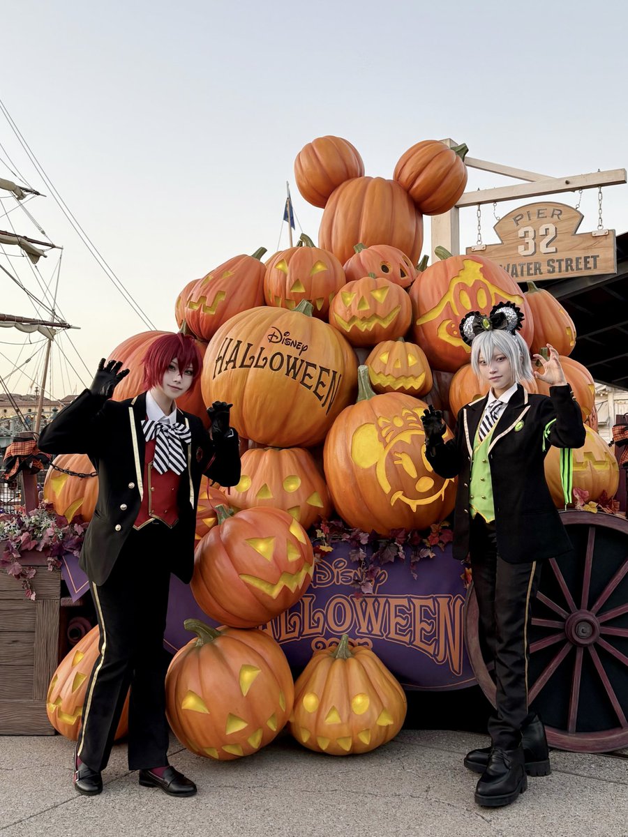 𝐇𝐞𝐥𝐥𝐨𝐰𝐞𝐞𝐧 𝐇𝐚𝐥𝐥𝐨𝐰𝐞𝐞𝐧 👻!!

#Dハロ仮装2025 #Dハロツイステ