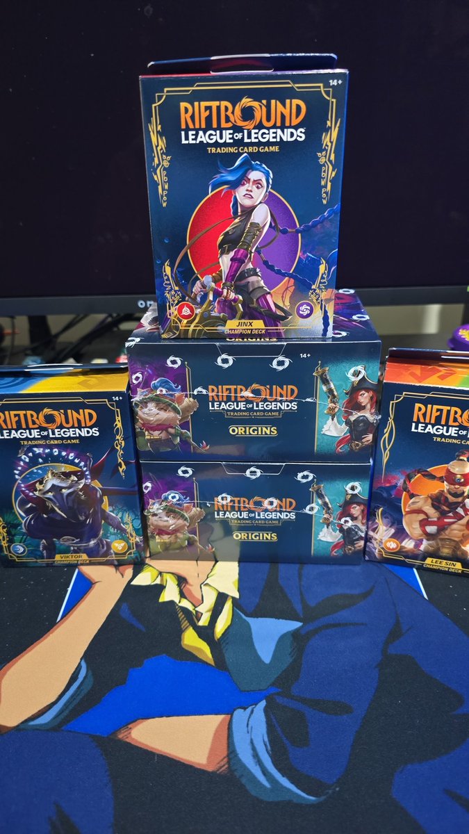 Short day stream! <a href="/shock2k5/">⚡ shock2k5 ⚡</a> is gonna teach me how to play <a href="/playriftbound/">Riftbound</a>, I'm gonna open up some booster boxes and then maybe mess around in <a href="/Play2XKO/">2XKO</a> ! Come join at twitch.tv/titostabletop!